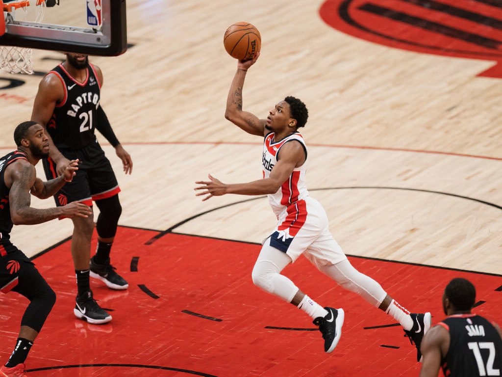 梦醒时分，冠军加冕！巴黎提前三轮锁定联赛桂冠，摩纳哥负里昂成关键转折